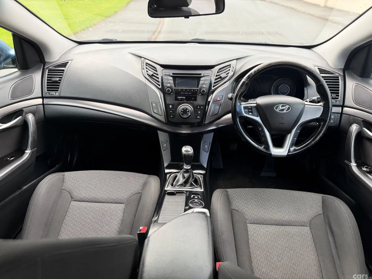 Hyundai i40 Saloon, Diesel, 2015, Blue