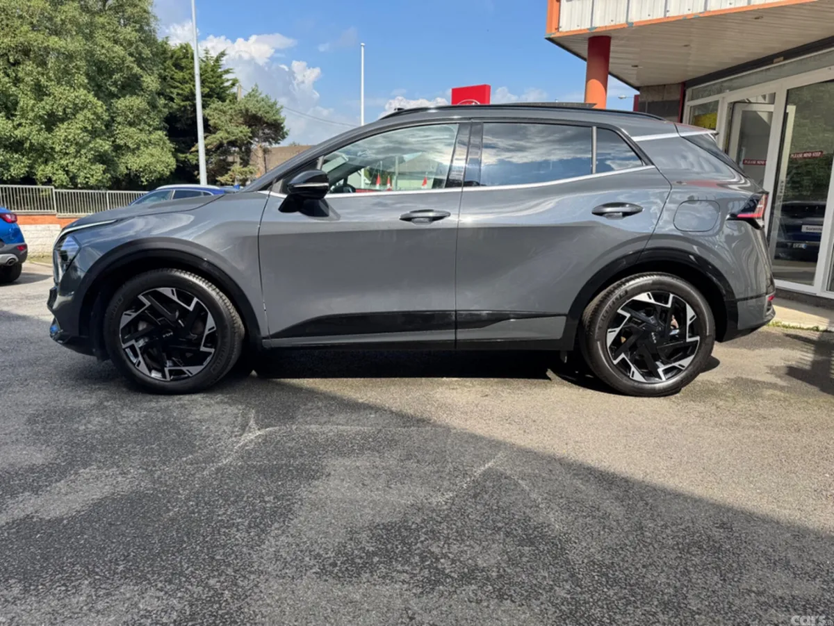 Kia Sportage MPV, Diesel Hybrid, 2025, Grey