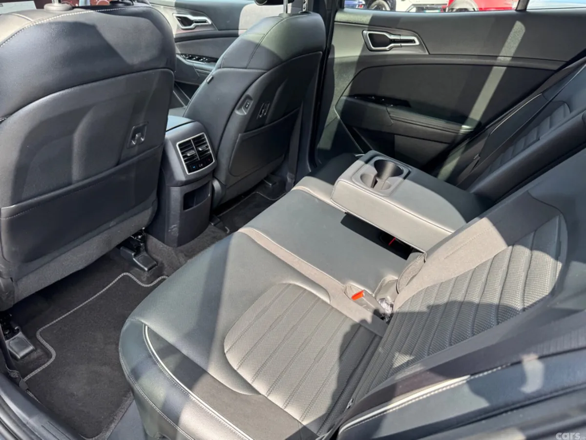 Kia Sportage MPV, Diesel Hybrid, 2025, Grey