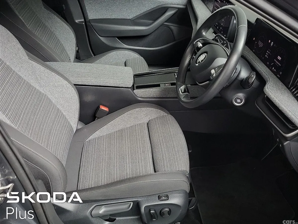 Skoda Superb Saloon, Diesel, 2024, Grey