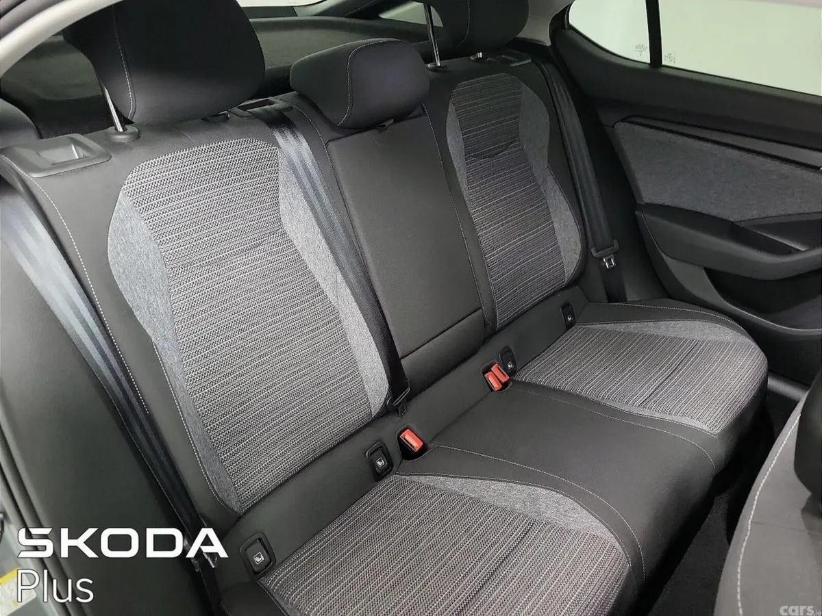Skoda Superb Saloon, Diesel, 2024, Grey