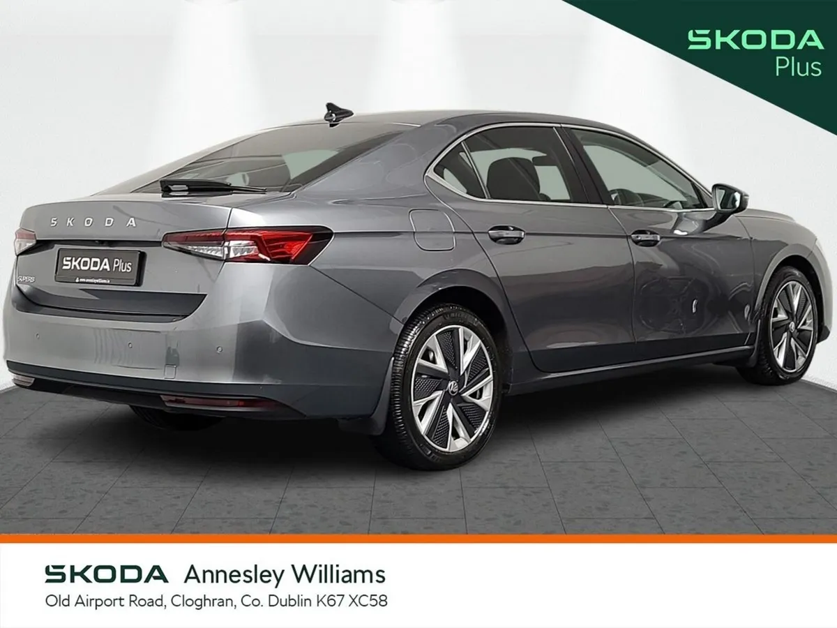 Skoda Superb Saloon, Diesel, 2024, Grey