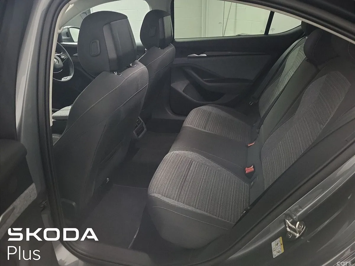 Skoda Superb Saloon, Diesel, 2024, Grey