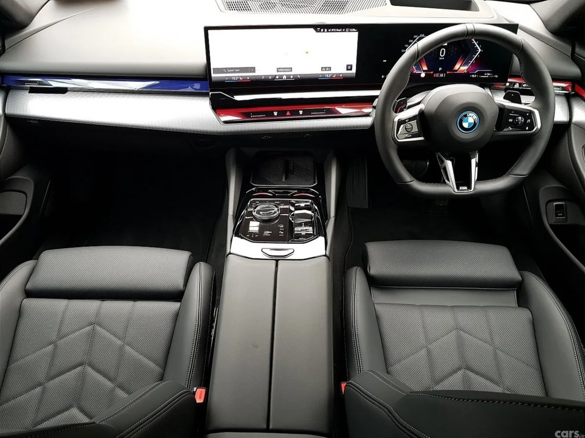 BMW 5-Series Saloon, Petrol Plug-in Hybrid, 2026, Black