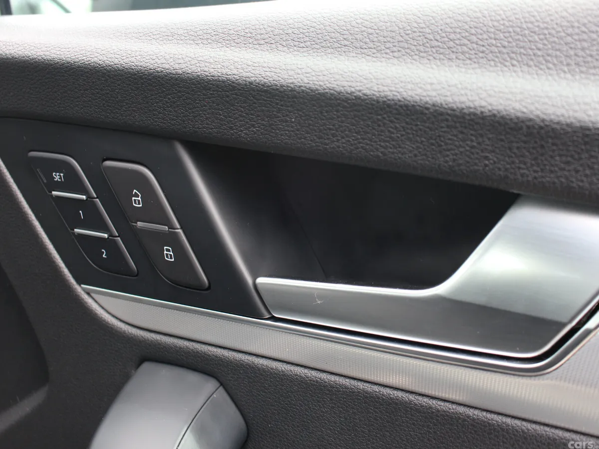Audi Q5 SUV, Diesel, 2020, Blue