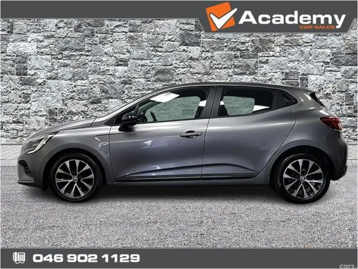 Renault Clio Hatchback, Petrol, 2023, Grey