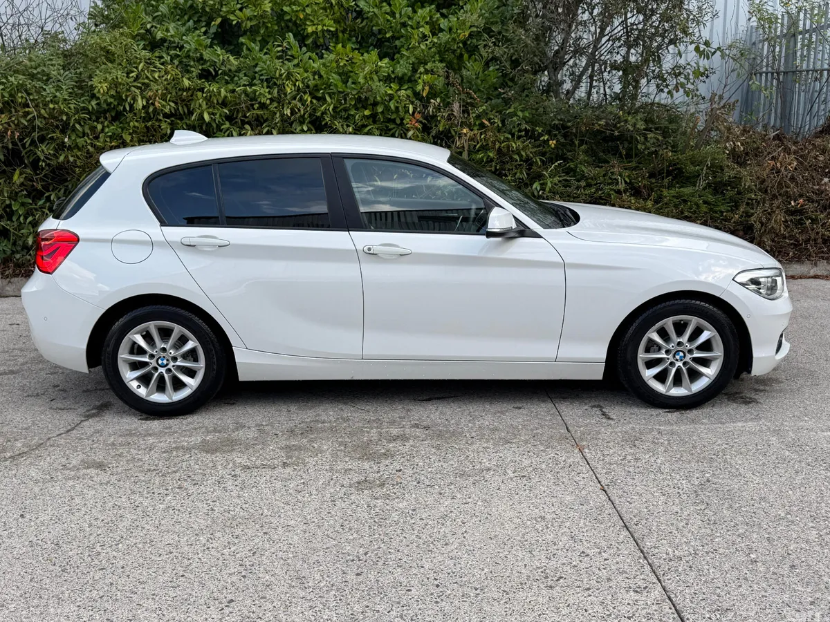 BMW 1-Series Hatchback, Petrol, 2015, White