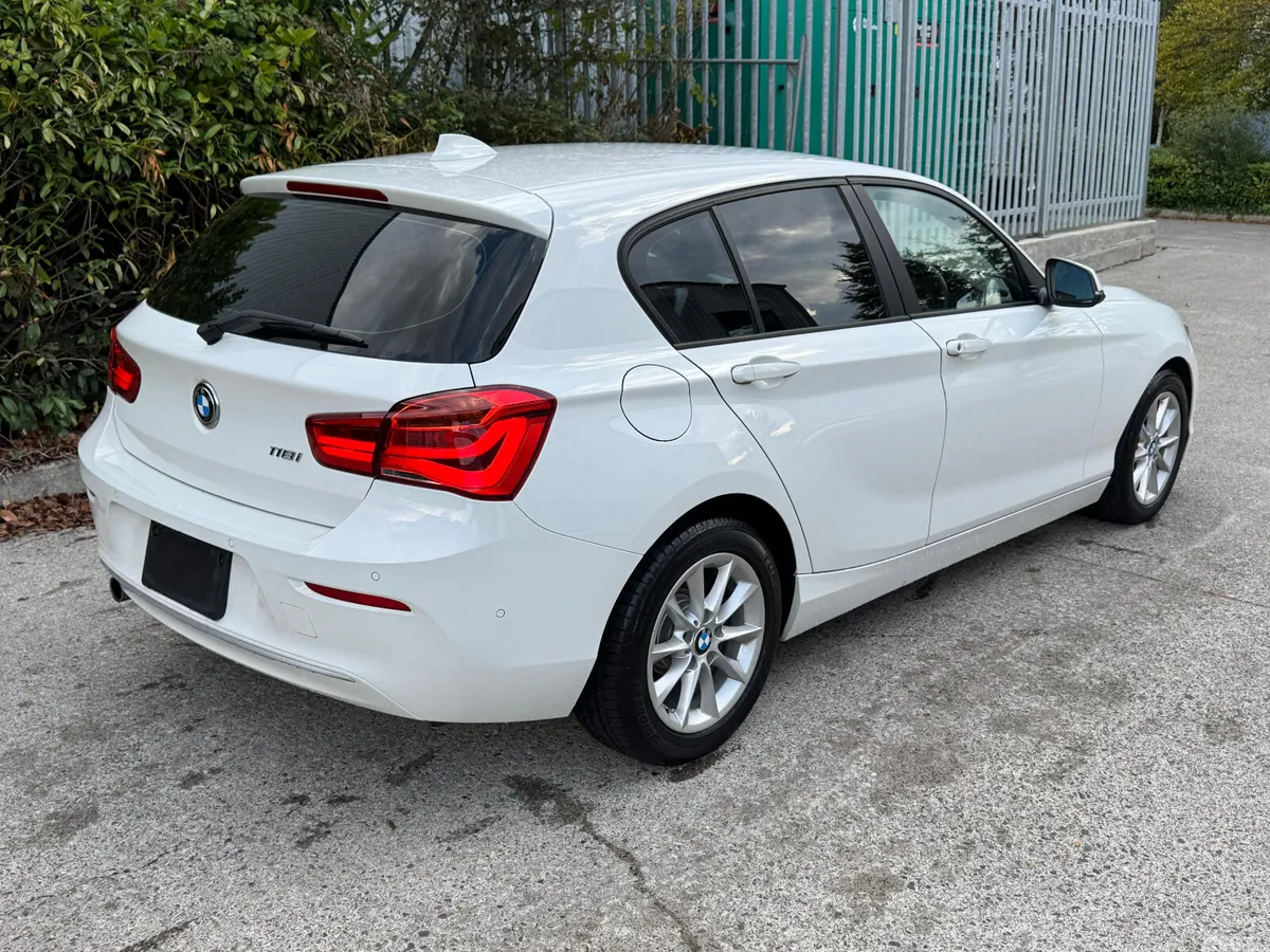 BMW 1-Series Hatchback, Petrol, 2015, White