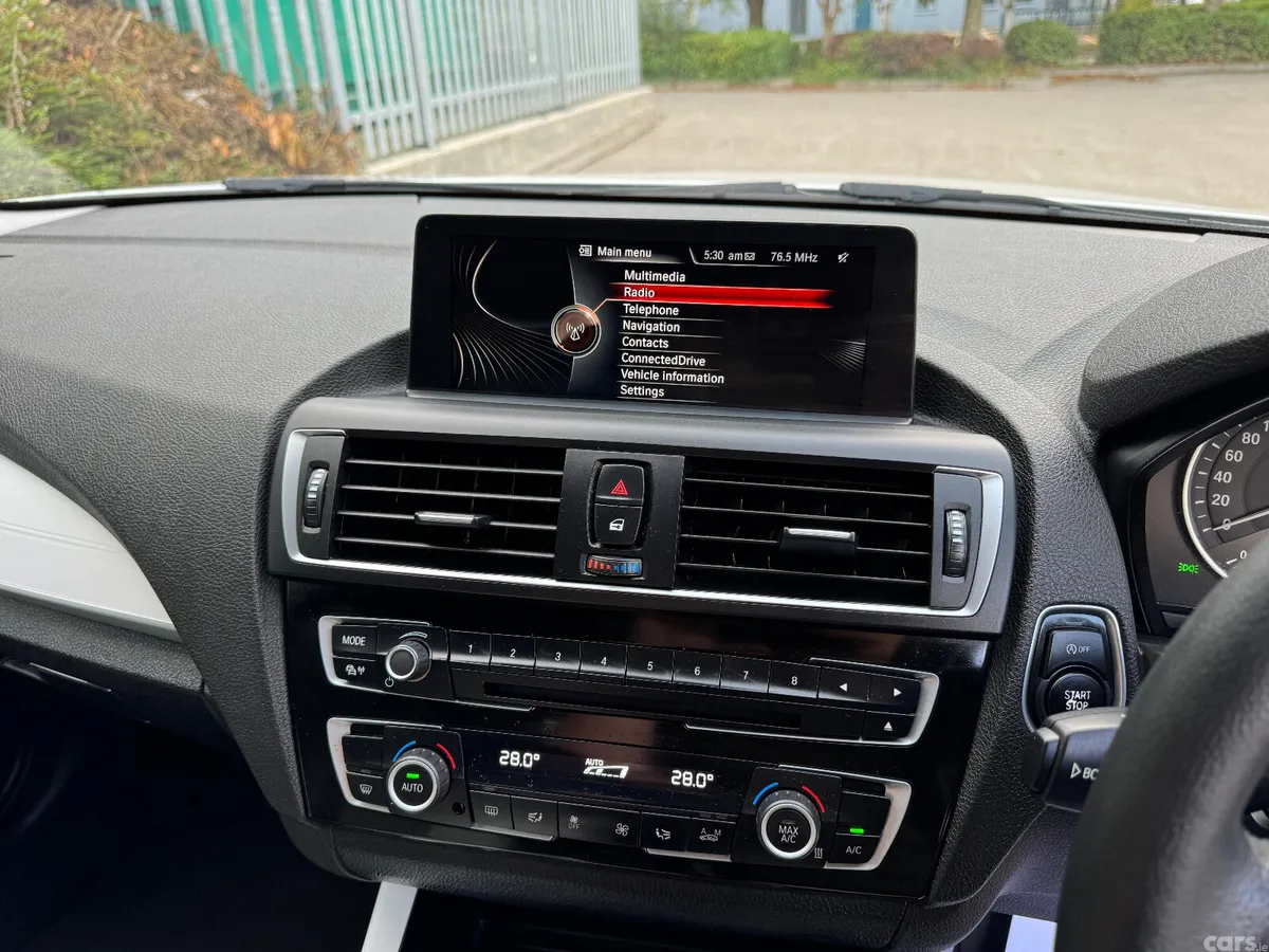 BMW 1-Series Hatchback, Petrol, 2015, White