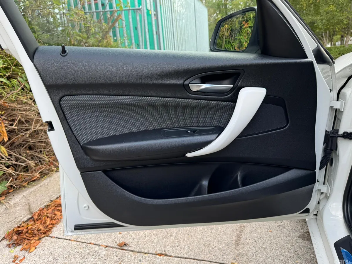 BMW 1-Series Hatchback, Petrol, 2015, White