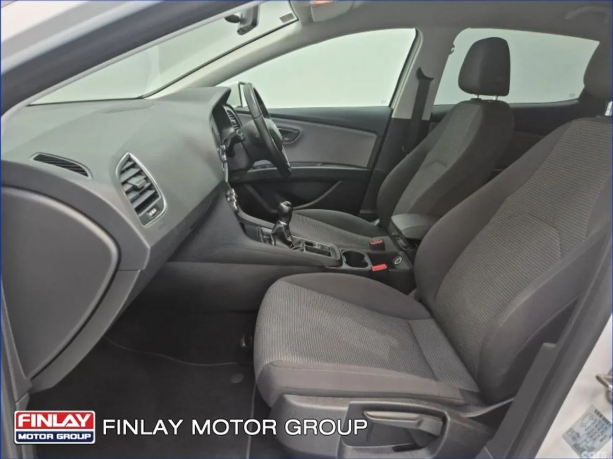 SEAT Leon Hatchback, Petrol, 2020, White