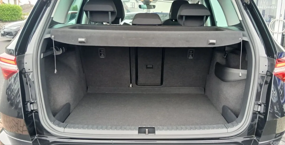 Skoda Karoq Estate, Diesel, 2025, Black