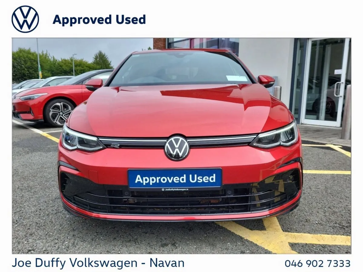 Volkswagen Golf Estate, Petrol, 2023, Red