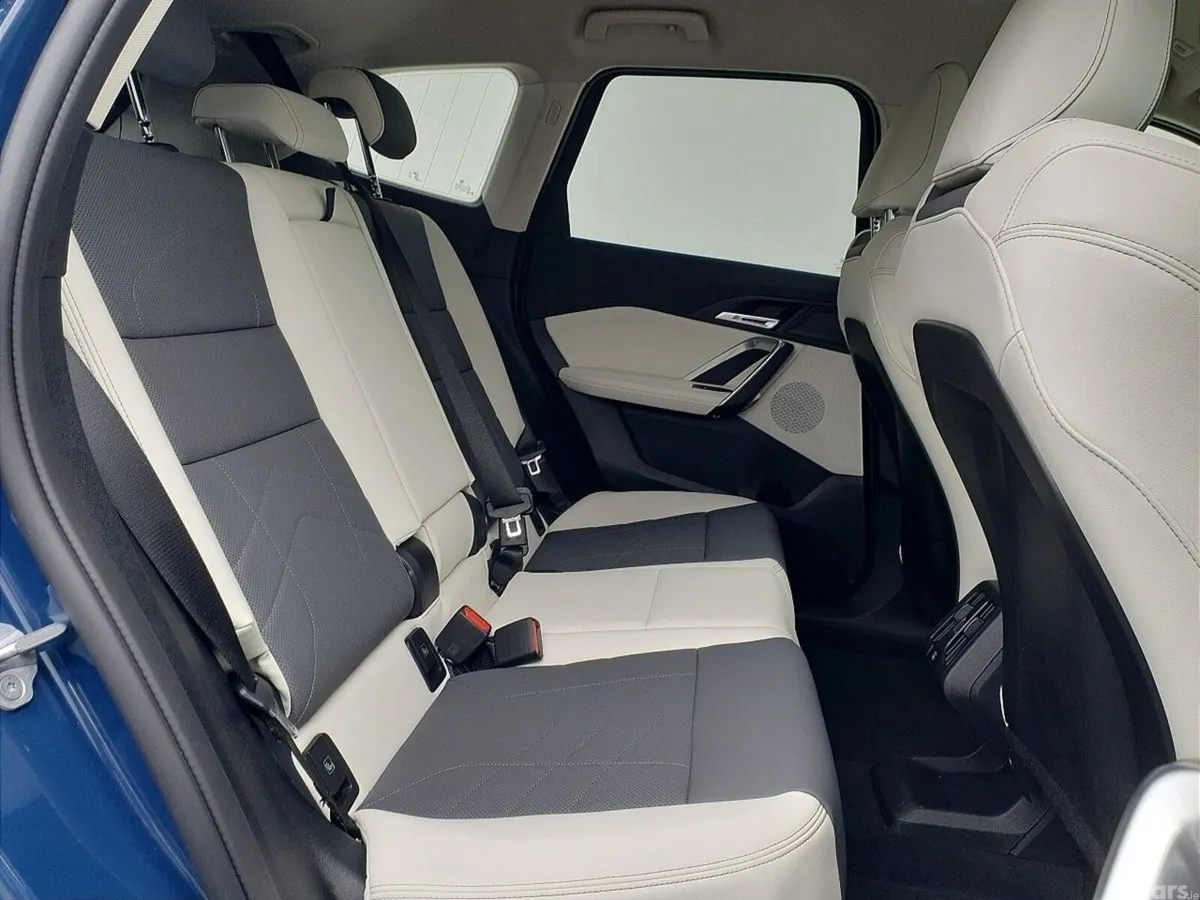 BMW iX1 SUV, Electric, 2026, Blue