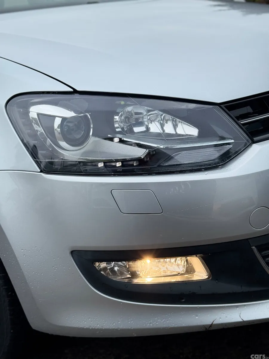 Volkswagen Polo Hatchback, Petrol, 2012, Silver