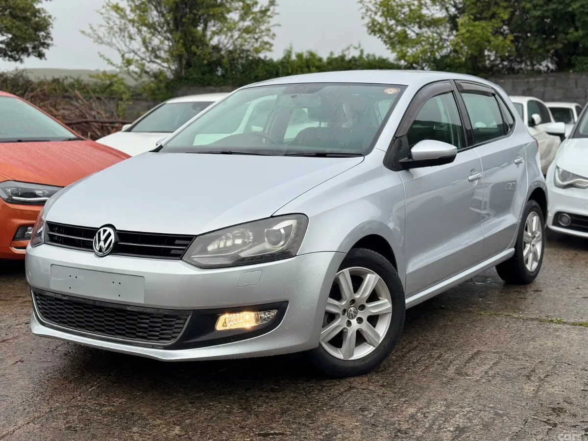Volkswagen Polo Hatchback, Petrol, 2012, Silver