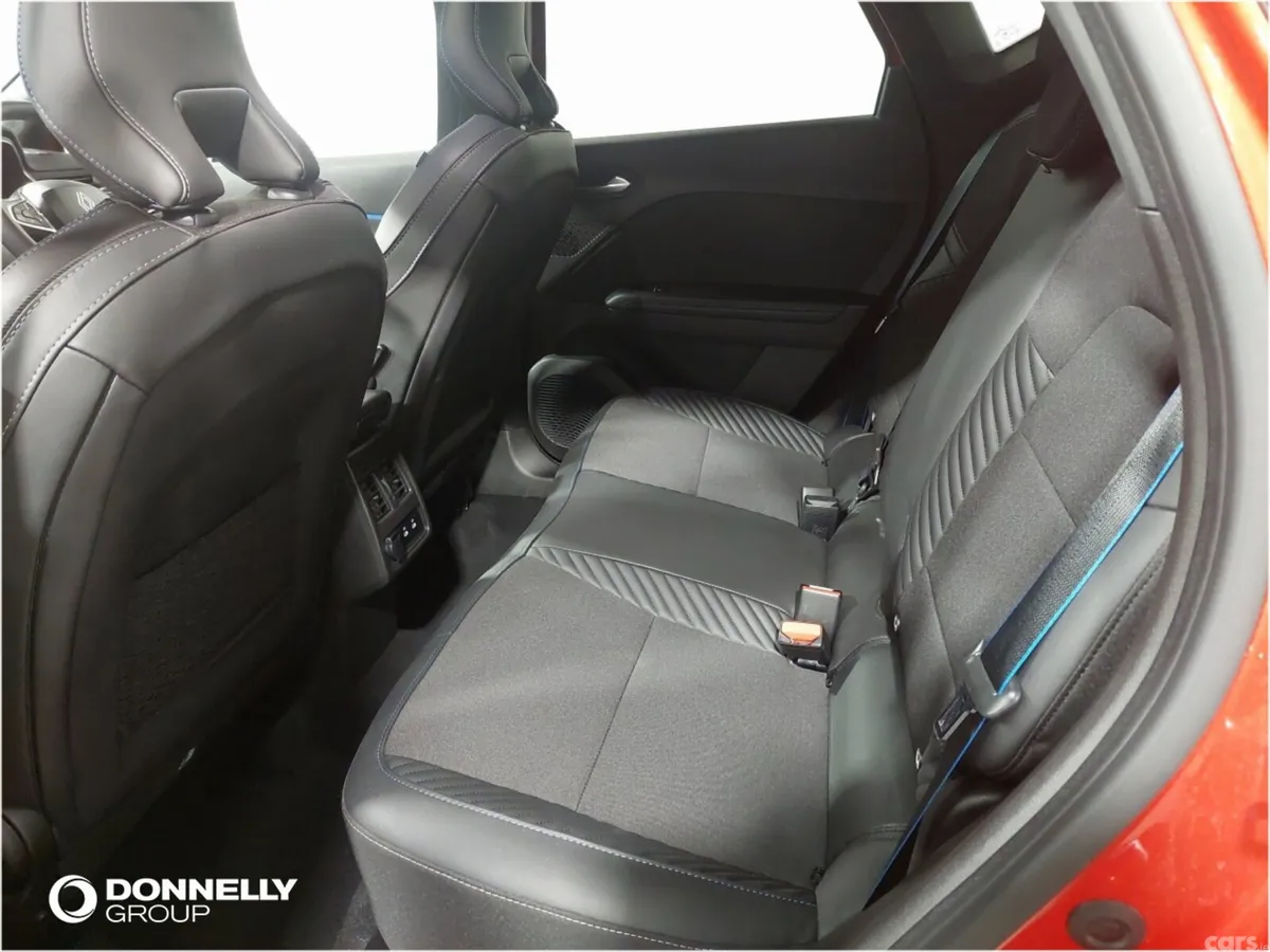 Renault Captur Hatchback, Petrol, 2026, Red