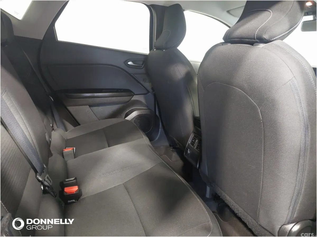 Renault Captur Hatchback, Petrol, 2021, Blue
