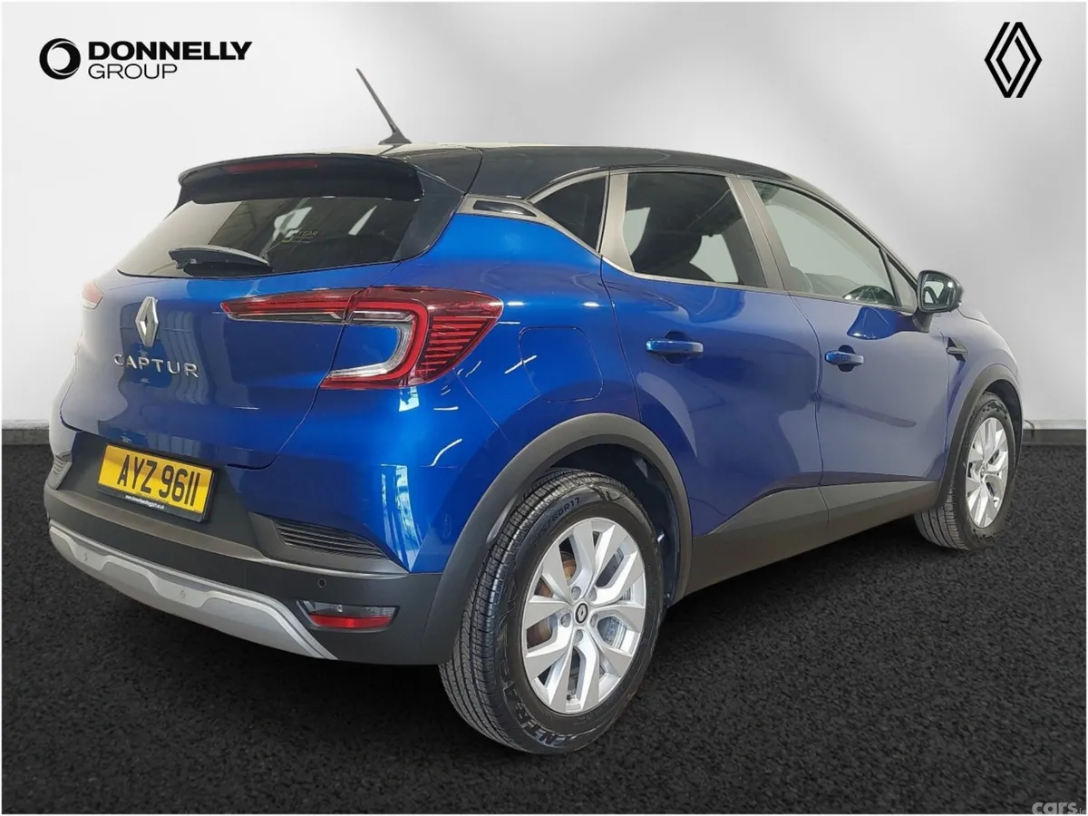 Renault Captur Hatchback, Petrol, 2021, Blue
