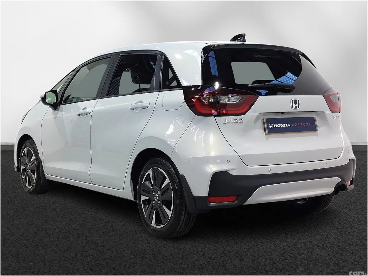 Honda Jazz Hatchback, Petrol Hybrid, 2025, White
