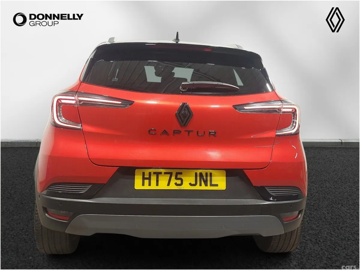 Renault Captur Hatchback, Petrol, 2026, Red