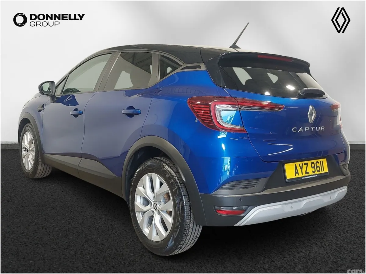 Renault Captur Hatchback, Petrol, 2021, Blue