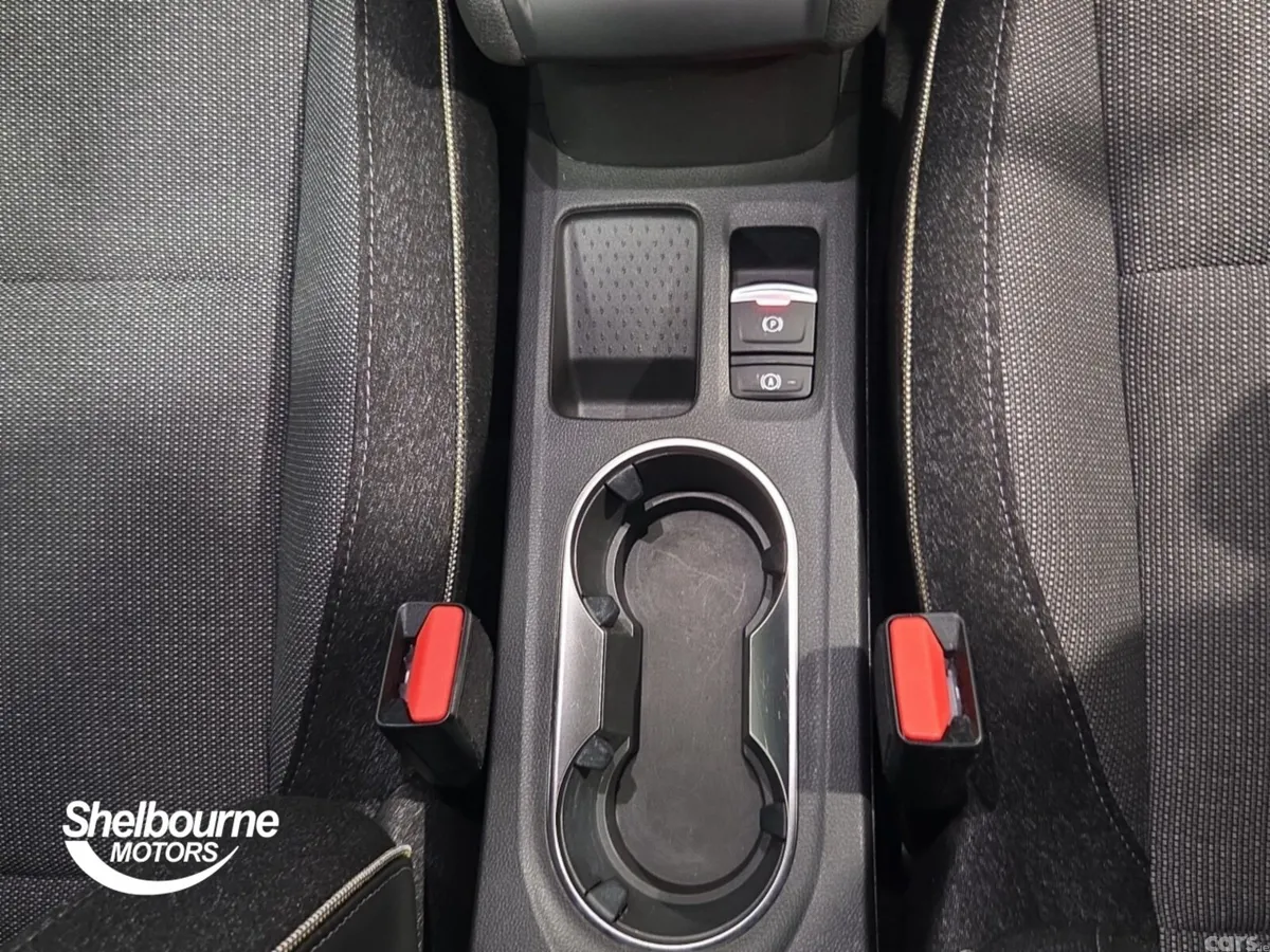 Renault Captur Hatchback, Petrol, 2026, Black