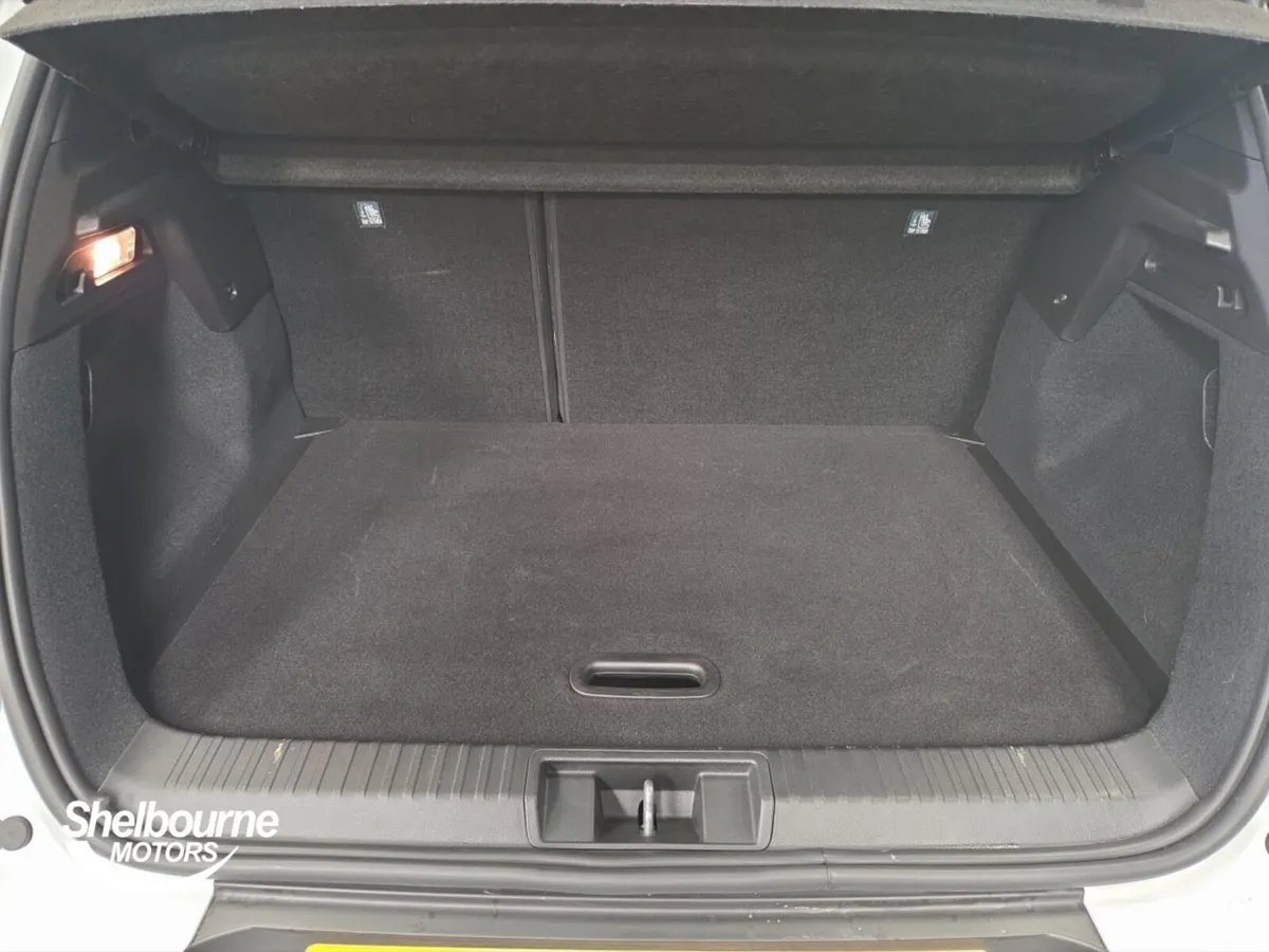 Renault Captur Hatchback, Petrol, 2026, White