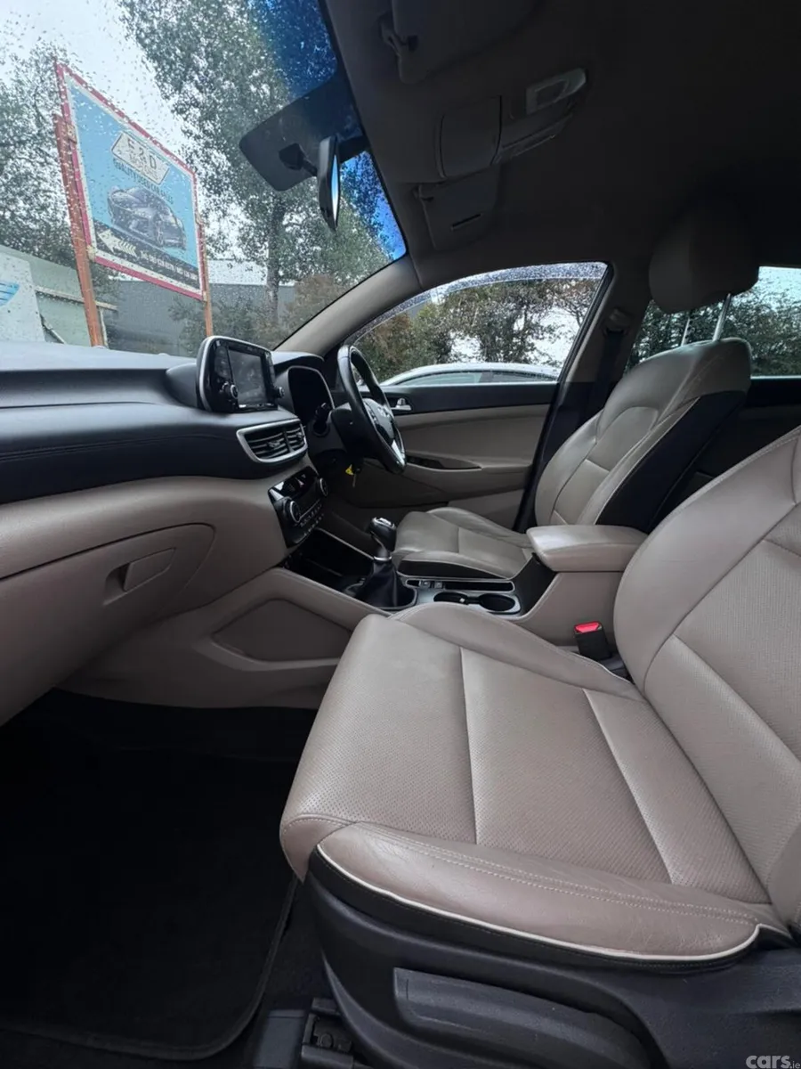 Hyundai Tucson SUV, Diesel Hybrid, 2020, Grey