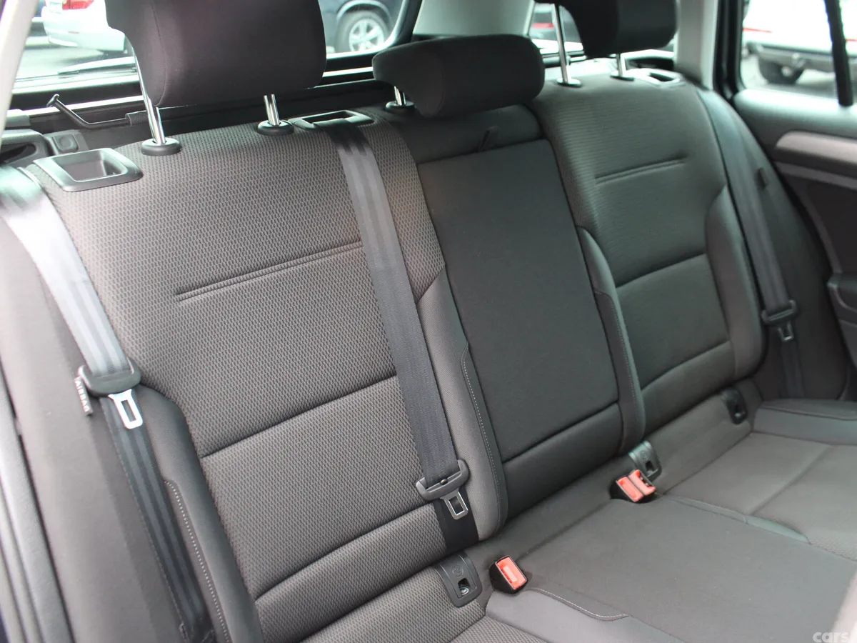 Volkswagen Golf Estate, Petrol, 2016, Black