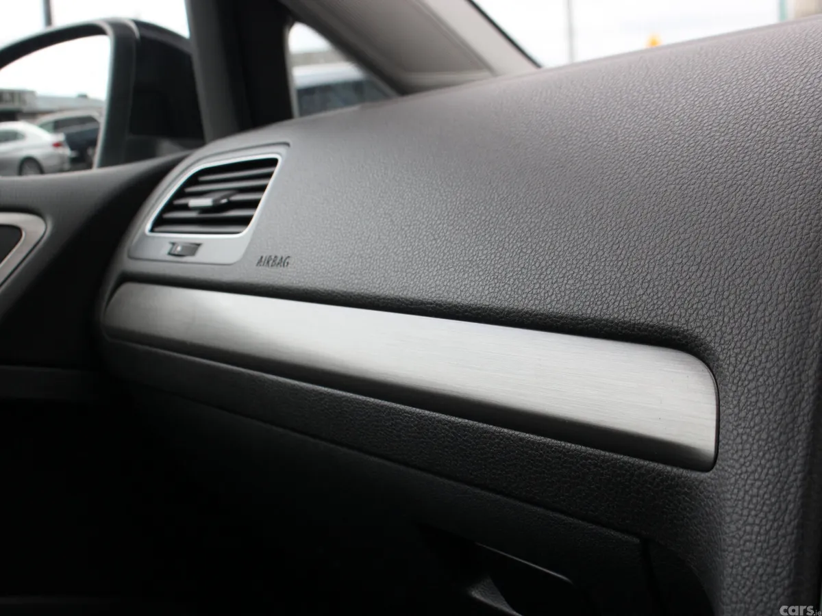 Volkswagen Golf Estate, Petrol, 2016, Black