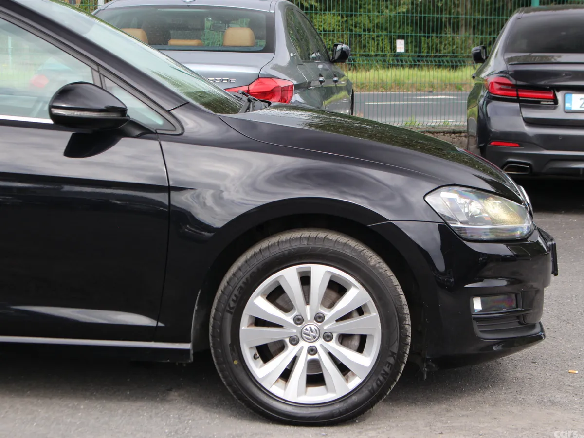 Volkswagen Golf Estate, Petrol, 2016, Black