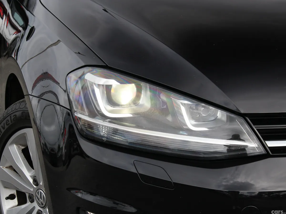 Volkswagen Golf Estate, Petrol, 2016, Black