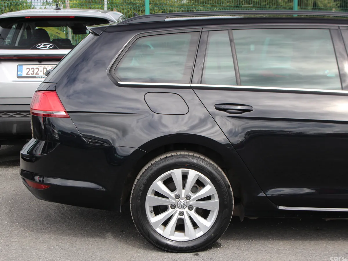 Volkswagen Golf Estate, Petrol, 2016, Black