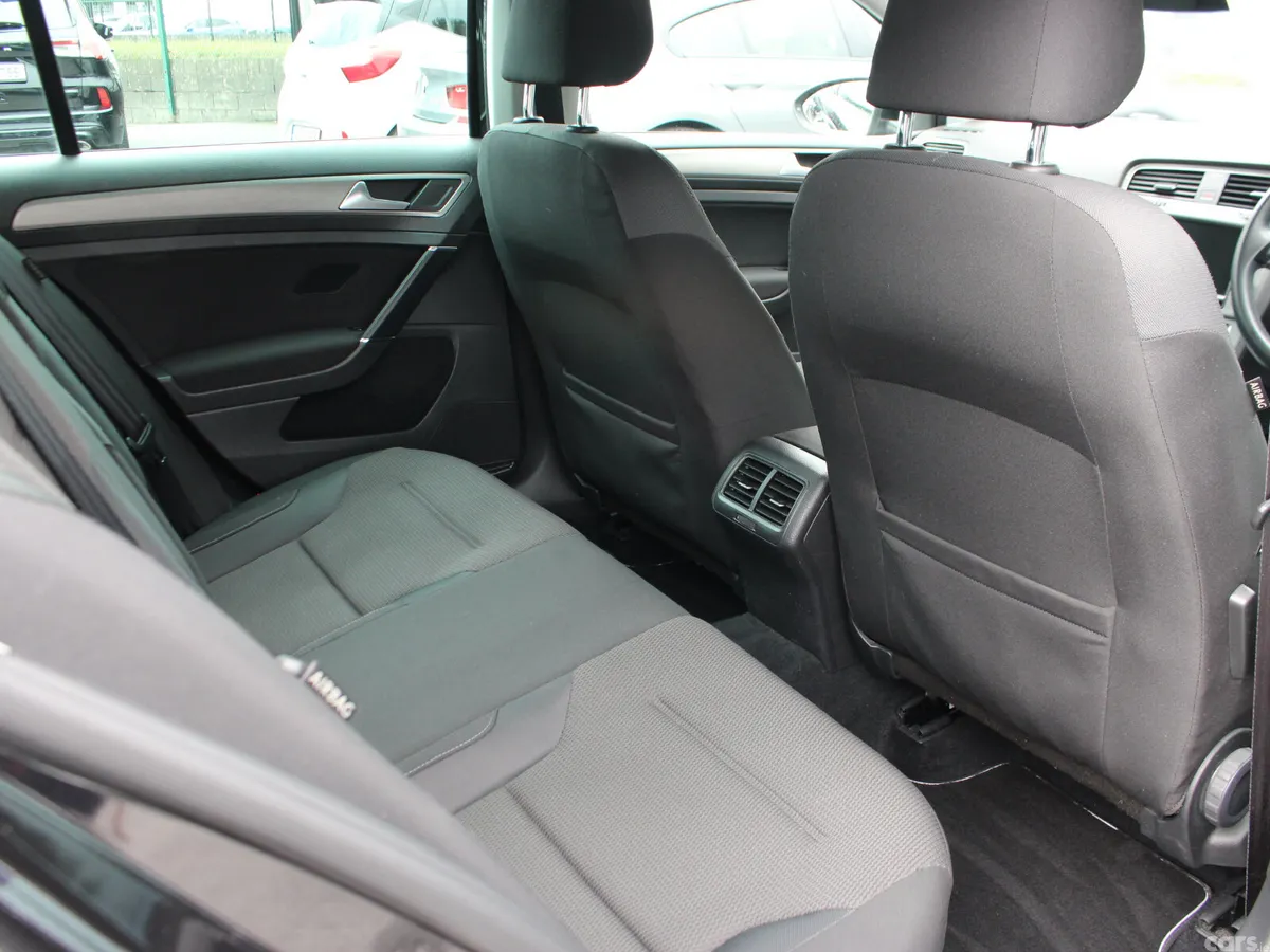 Volkswagen Golf Estate, Petrol, 2016, Black