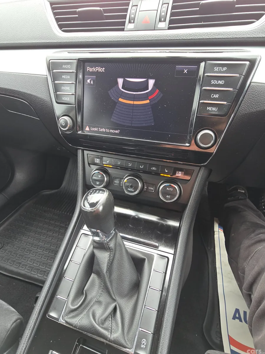 Skoda Superb Estate, Diesel, 2017, Brown