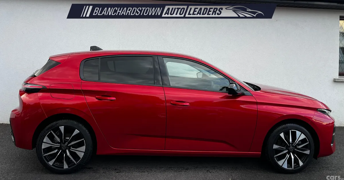 Peugeot 308 Hatchback, Petrol Hybrid, 2026, Red