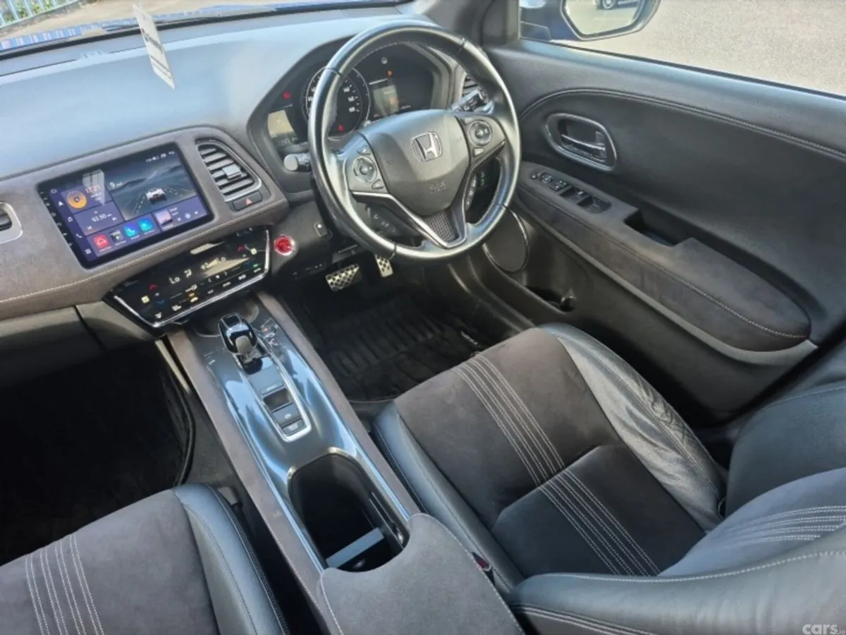 Honda Vezel SUV, Petrol Hybrid, 2019, Blue