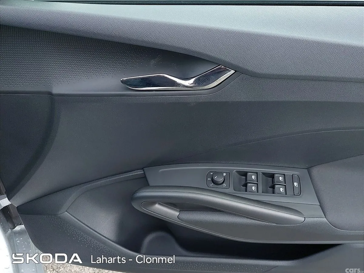 Skoda Fabia Hatchback, Petrol, 2026, Silver