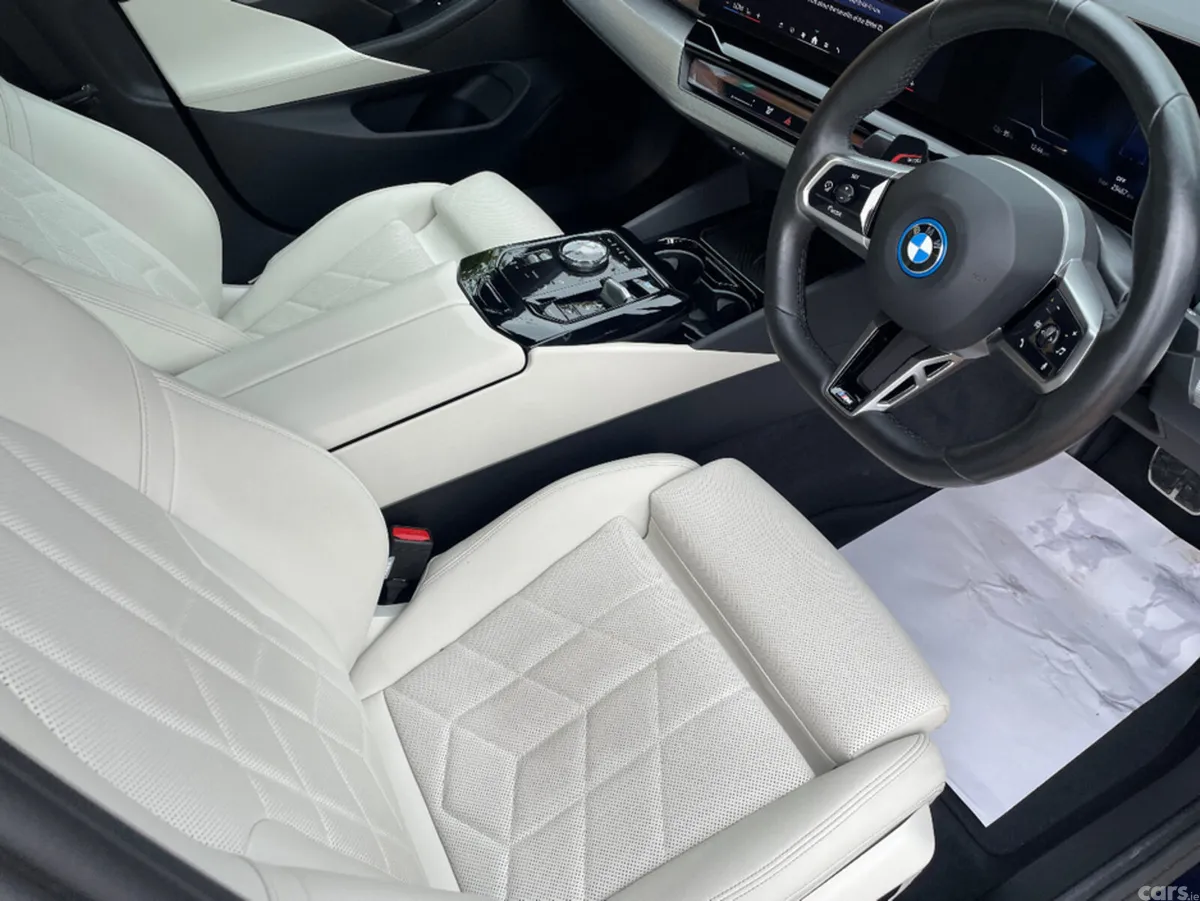 BMW i5 Saloon, Electric, 2024, Blue