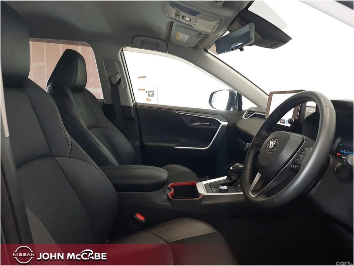 Toyota RAV4 SUV, Petrol Hybrid, 2023, Grey