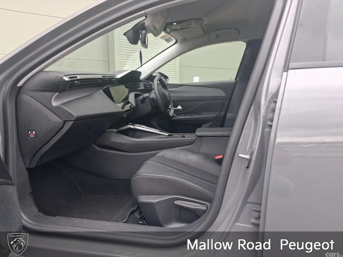 Peugeot 308 Estate, Petrol Hybrid, 2024, Grey