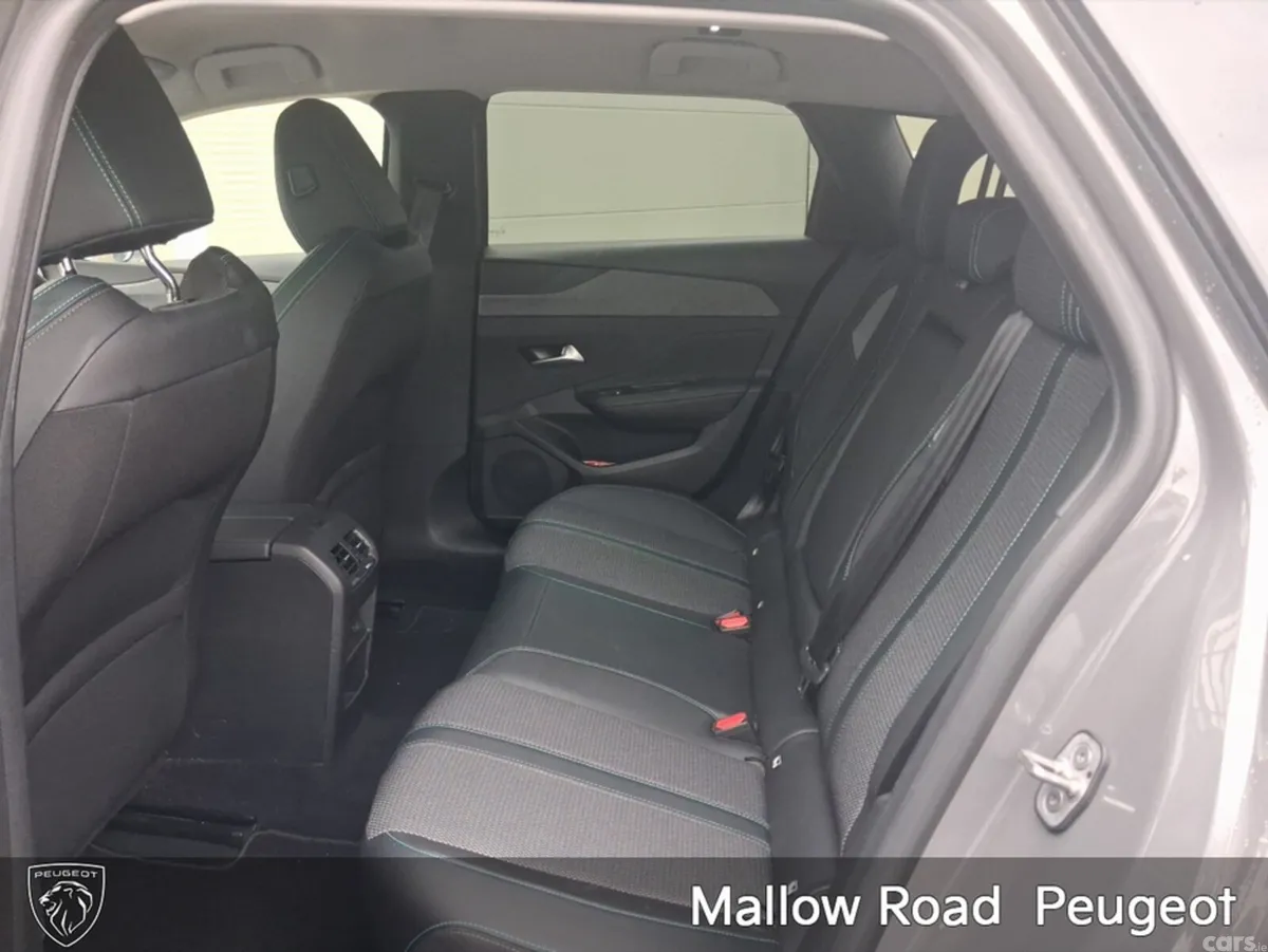 Peugeot 308 Estate, Petrol Hybrid, 2024, Grey