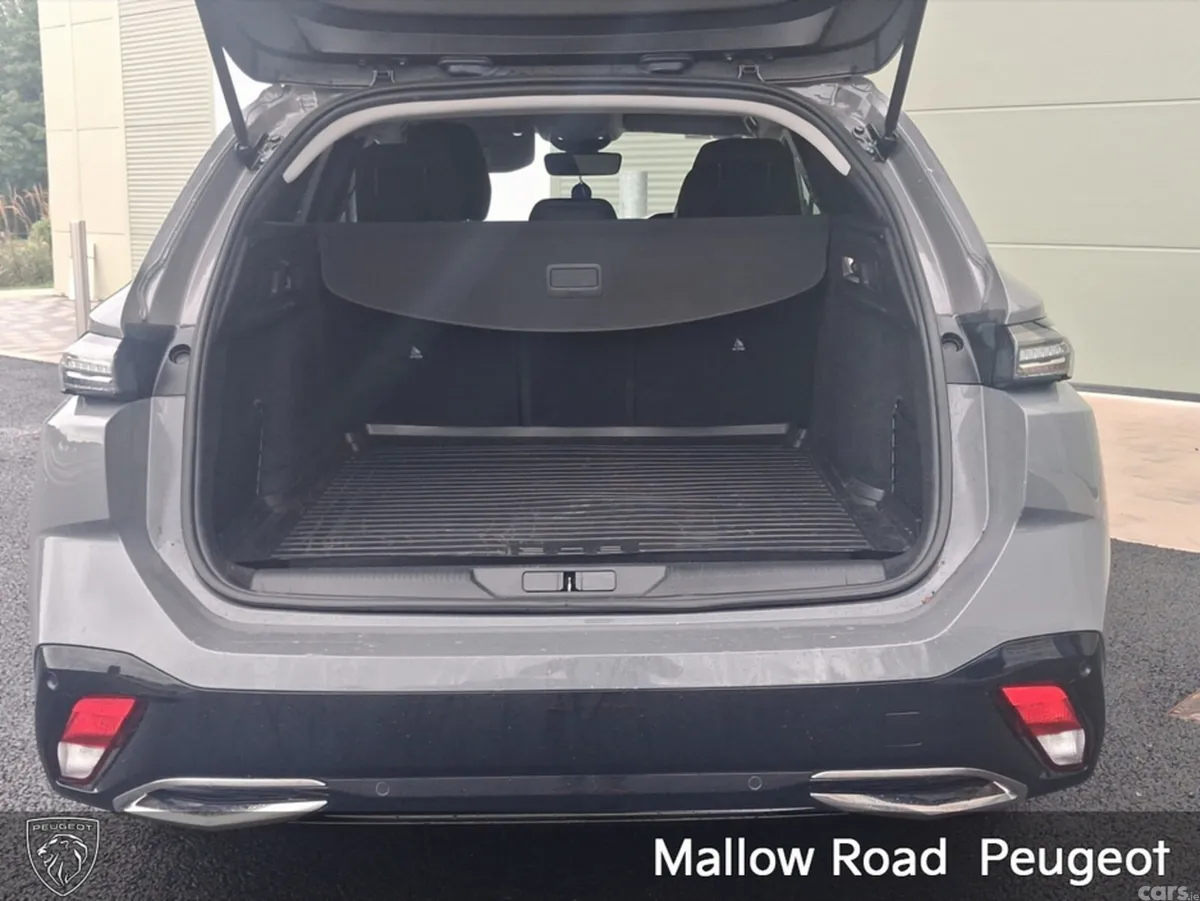 Peugeot 308 Estate, Petrol Hybrid, 2024, Grey