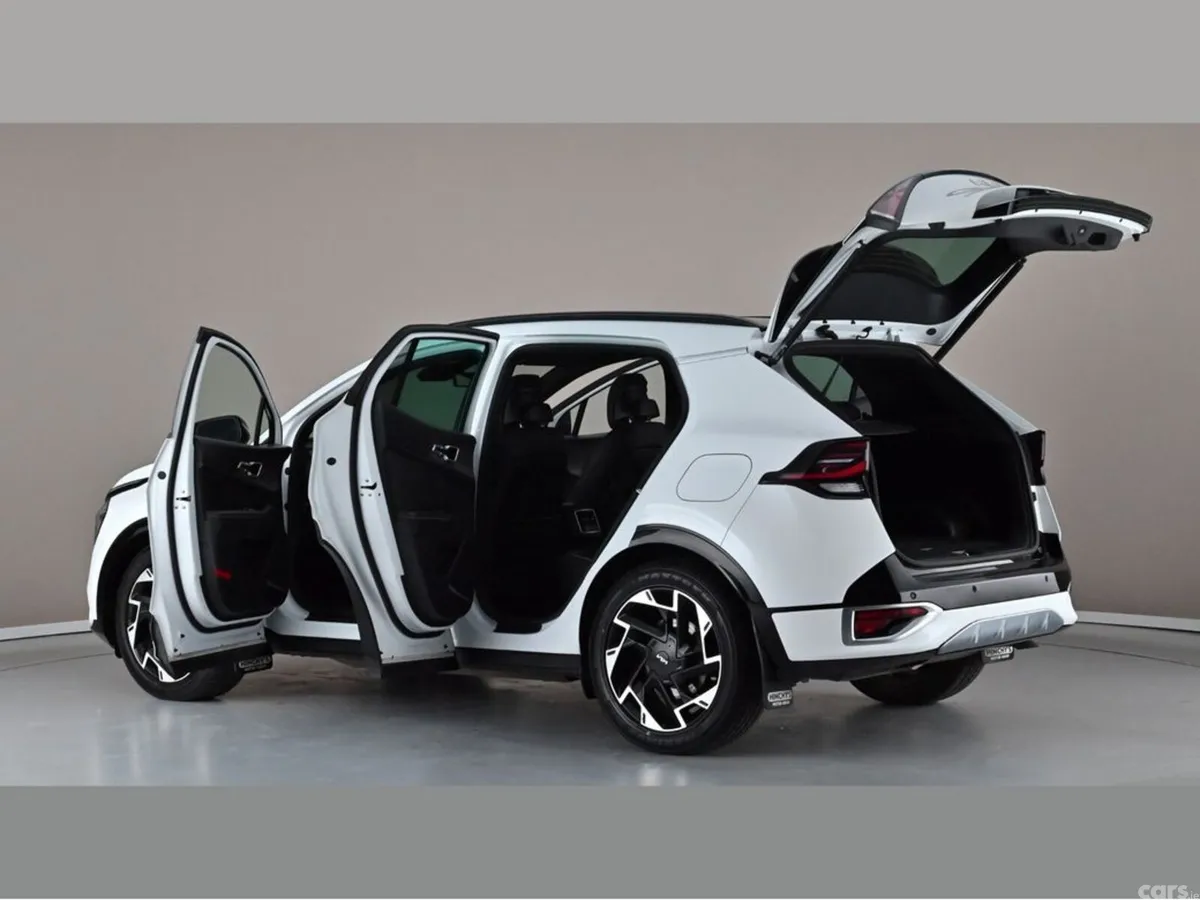 Kia Sportage SUV, Diesel, 2022, White