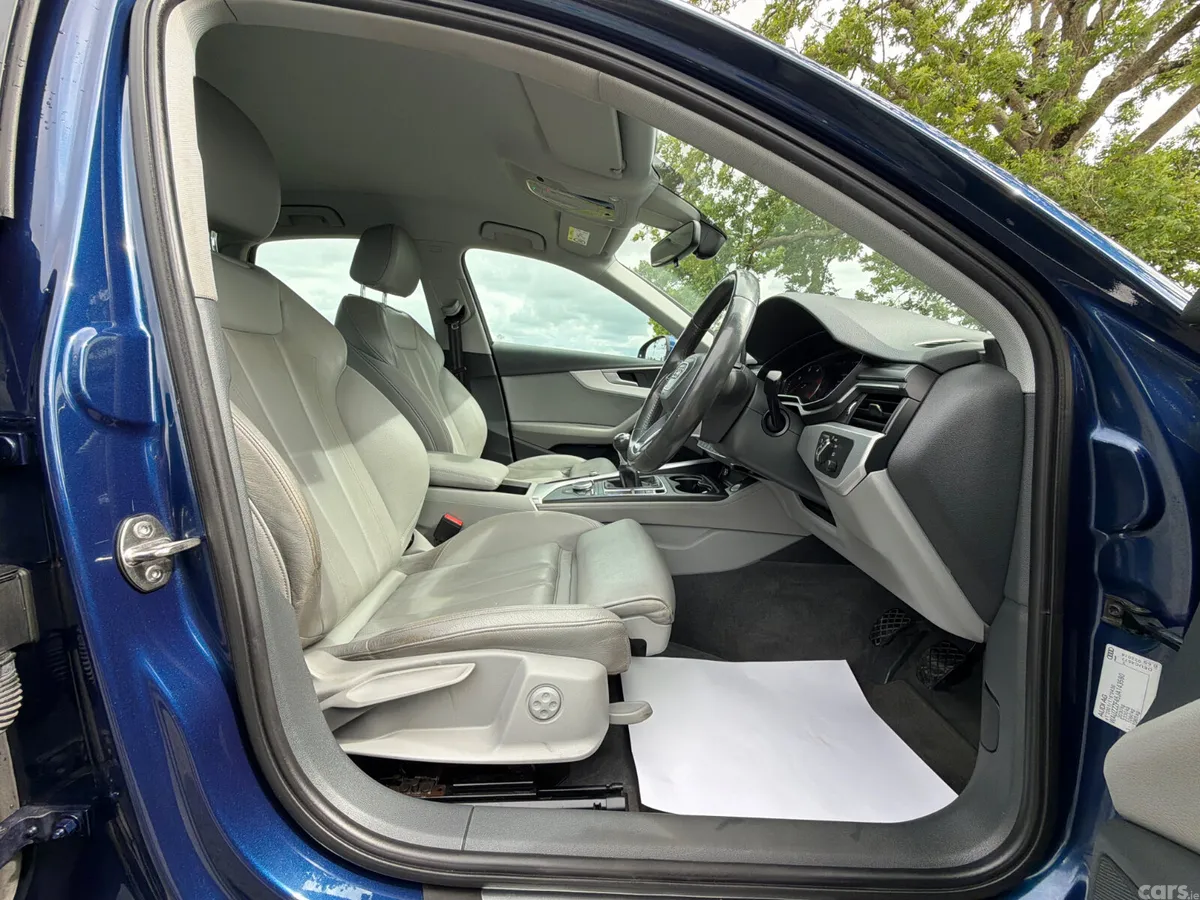Audi A4 Saloon, Diesel, 2018, Blue