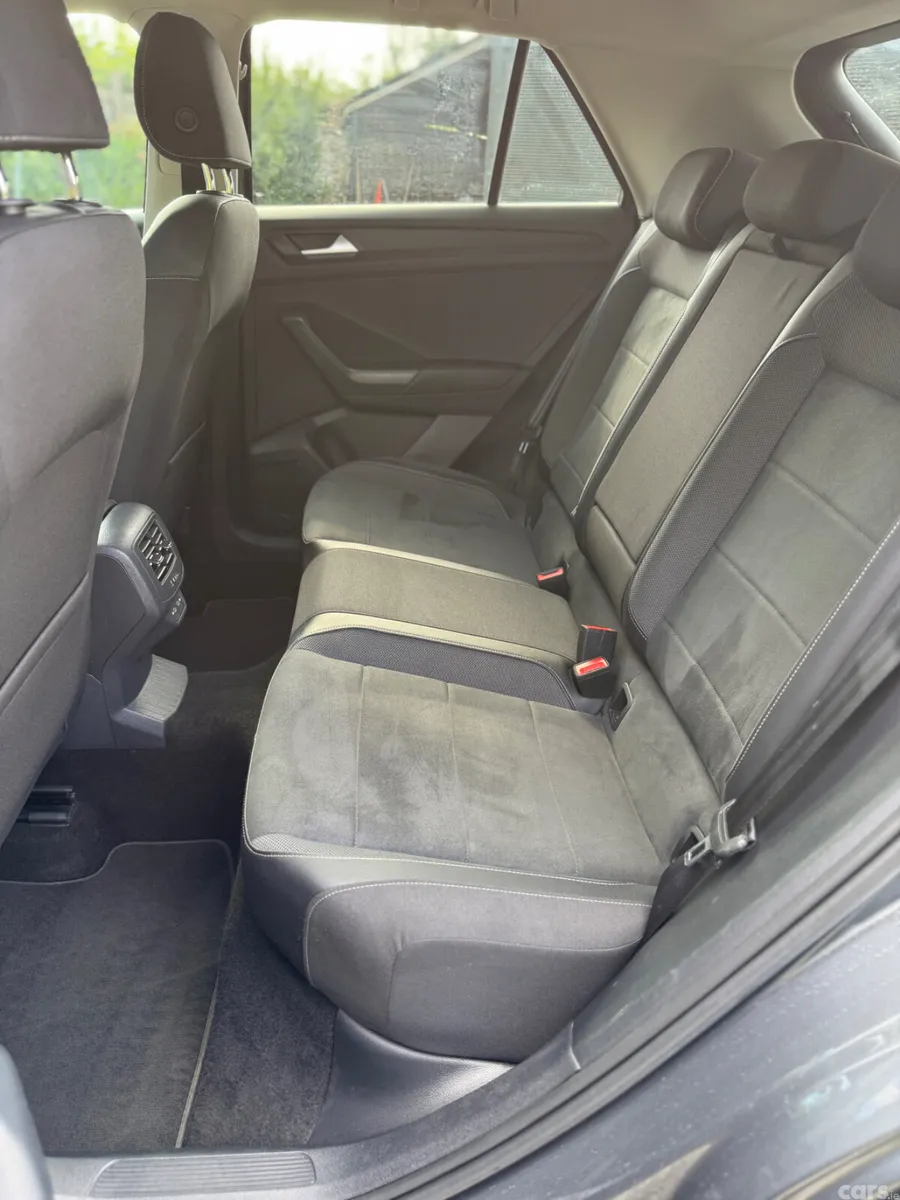 Volkswagen T-Roc SUV, Petrol, 2023, Grey