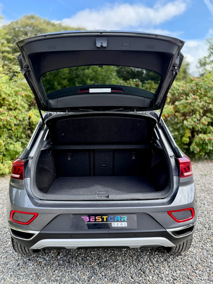 Volkswagen T-Roc SUV, Petrol, 2023, Grey