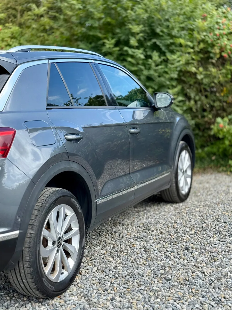Volkswagen T-Roc SUV, Petrol, 2023, Grey