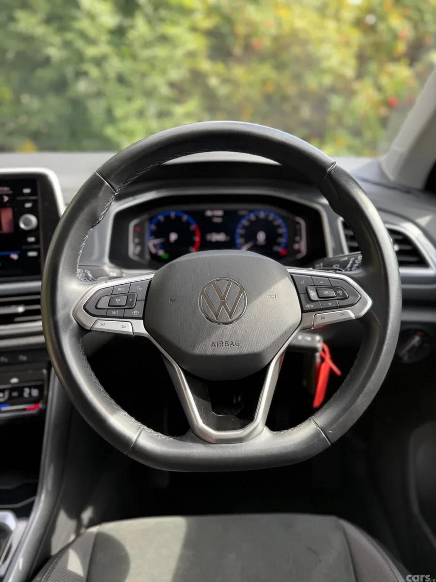 Volkswagen T-Roc SUV, Petrol, 2023, Grey